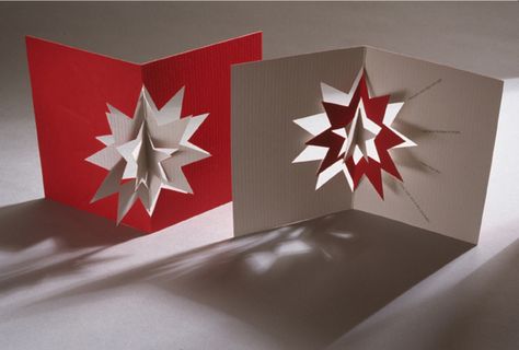 Multiple Star Holiday Card by Steff Geissbuhler, via Behance Pop Up Tunnel, Kirigami Templates, Tunnel Cards, December Projects, Holiday Pack, Pop Up Christmas Cards, Pop Up Card Templates, Christmas Stars, Holiday Packing