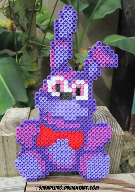 Fnaf Pearl Beads, Fnaf Bedroom Ideas, Fnaf Crochet, Foxy The Pirate, Fnaf Crafts, Easy Perler Bead Patterns, Pixel Beads, Toy Bonnie, Easy Perler Beads Ideas