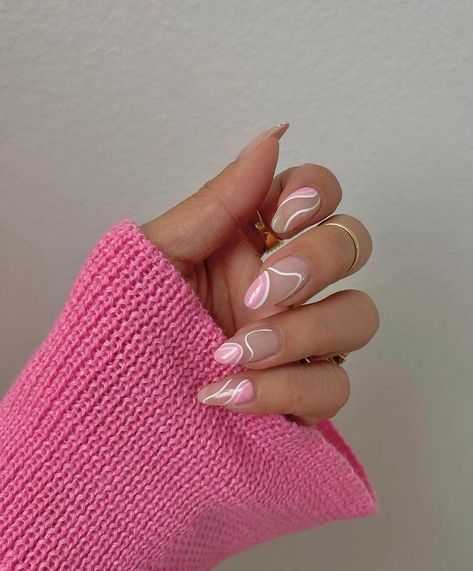 Nail Art For Summer, Nail Art Designs For Summer, Art For Summer, Kylie Nails, Subtle Nail Art, Vday Nails, Real Nails, Perfect Ten, Subtle Nails