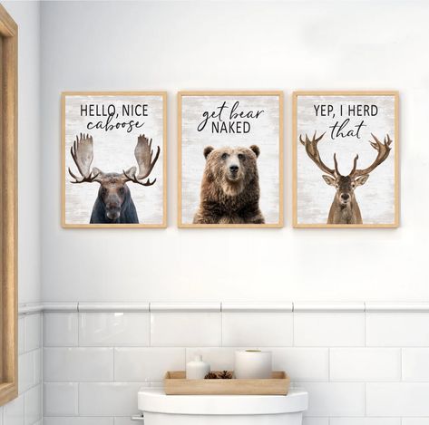 Bathroom Wall Colors Farmhouse, Rustic Bathroom Wall Art, Bear Bathroom Decor Ideas, Camping Theme Bathroom, Deer Bathroom Decor, Woodland Bathroom Decor, Farm Animal Bathroom Decor, Hunting Theme Bathroom, Mountain House Bathroom Ideas