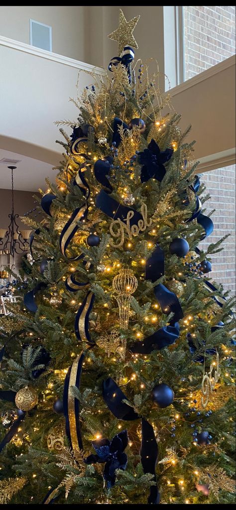 Blue Christmas Theme 2020 Dark Blue And Gold Christmas Tree, Navy Blue And Gold Christmas Tree, Navy And Gold Christmas Tree, Dark Blue Christmas Tree, Navy Christmas Decor, Blue Christmas Theme, Navy And Gold Christmas, Navy Blue Christmas Tree, Christmas Tree Colors