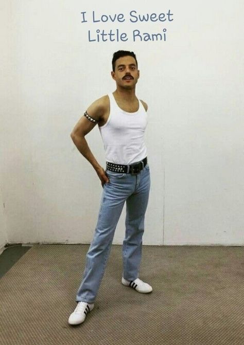 Rami: Why? Because he's CUTE! Bohemian Rhapsody Movie, Live Aid 1985, Gwilym Lee, Freddy Mercury, Ben Hardy, Queen Outfit, Rami Malek, Queen Freddie Mercury, Queen Band