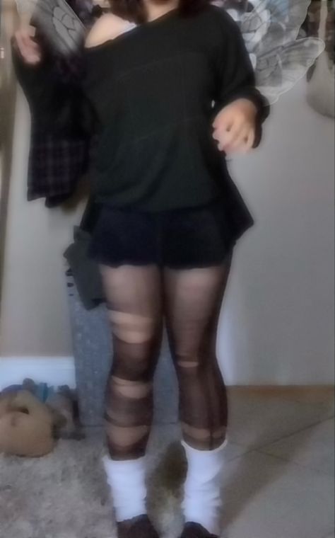 Shorts And Ripped Tights Outfit, Alt Cute Outfits, Ripped Tights Outfit Grunge, Fishnet Stockings Outfit Grunge, Outfits With Thigh Highs, Ripped Stockings Outfit, Tight Clothes Outfits, Fishnet Tights Outfit Grunge, Alt Party Outfit