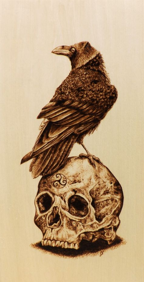 Halloween Pyrography, Skull Pyrography, Raven On Skull, Woodburning Crafts, Celtic Skull, Scandinavian Artwork, Wood Tattoo, Wood Burning Tips, Wood Burning Patterns Stencil