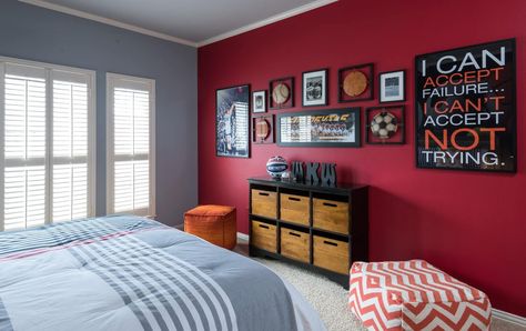 Red Boys Bedroom Ideas, Boys Red Bedroom Ideas, Teen Boy Bedroom Colors Paint Ideas, Red Accent Wall Bedroom Boys, Red Bedroom Ideas For Boys, Red And Blue Bedroom Ideas, Boys Red Bedroom, Red Wall Bedroom, Red Kids Bedroom