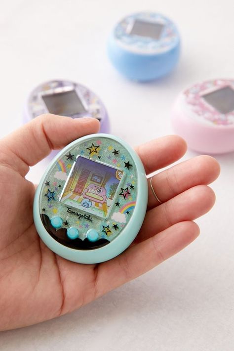 Gift Ideas to Send to a Friend During Social Distancing Tomogatchi Toy, Tamagotchi On, Magic Theme, Pokemon Birthday, 15 Gifts, Japanese Sweets, 90s Kids, Table Games, Friendship Gifts