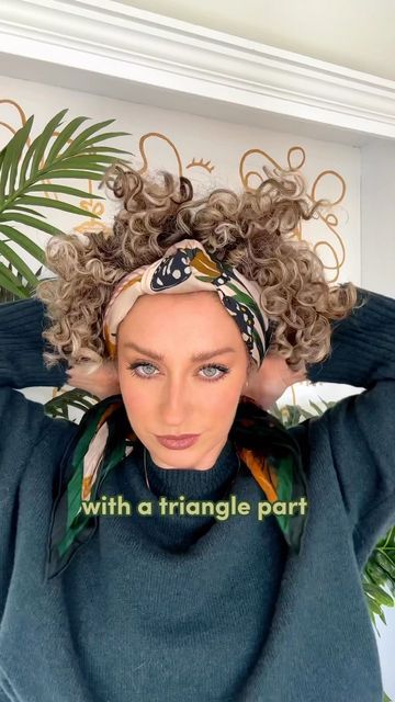 How To Wear A Bandana With Curly Hair, Curly Hair Updos With Scarf, Curly Hair Scarf Tutorial, Styling Curly Hair With Scarf, How To Wear A Head Scarf Curly Hair, Curly Hair Updo With Headband, Head Scarf Curly Hair Summer, Hair Scarves Curly Hair, Hair Scarf Curls