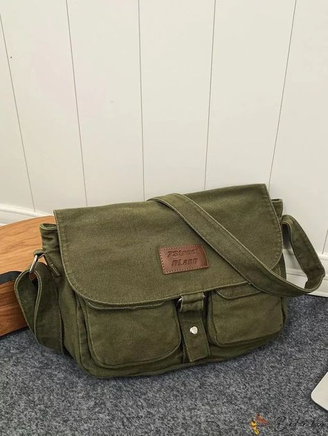 Retro Green Bags, Messanger Bag, Vintage Messenger Bag, Bags Aesthetic, Side Bags, Canvas Shoulder Bag, Cute Bags, Retro Chic, Square Bag