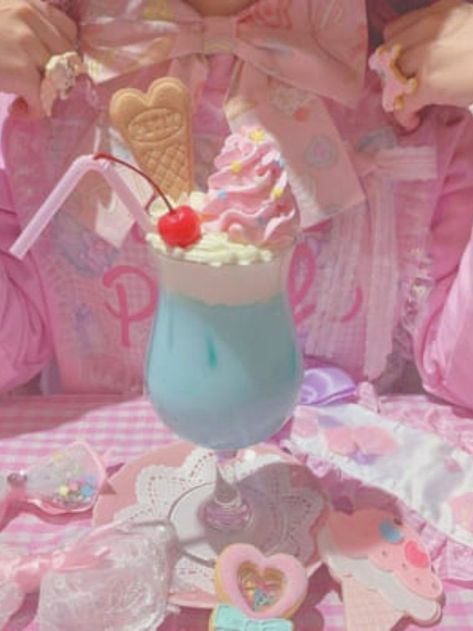 milkshakes i want rn Cute Milkshake, Cranberry Candles, Tropical Candles, Lotus Tea, Autumn Candle, Dessert Candles, Pink Drink, Vanilla Orchid, Belgrade Serbia