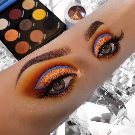 Arm Makeup, Autumn Creative, Angel Makeup, Hand Makeup, Best Natural Makeup, Makeup Face Charts, Eye Makeup Designs, Colorful Eye Makeup, Creative Eye Makeup