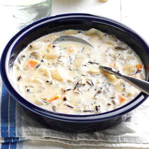 Wild Rice Soup Recipe from Taste of Home Wild Rice Soup Recipes, Rice Soup Recipes, Cheesy Chicken Broccoli, Broiled Chicken, Chicken And Wild Rice, Best Soup Recipes, Wild Rice Soup, Winter Soups, Rice Soup