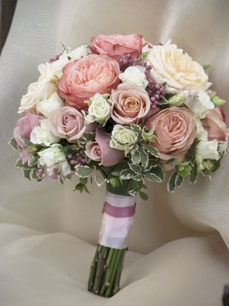 Bride Bucket Flowers, Wedding Bucket Flowers, Quinceanera Flower Bouquet, Quince Bouquet, Blush Pink Bouquet, Ivory Rose Bouquet, Brides Flowers Bouquet, Quinceanera Bouquet, Elegant Wedding Bouquets