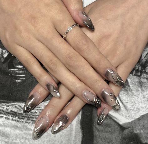 Long Nails Ombre, Black Nails Summer, Nails Xiaohongshu, Nail Design Dark, Acubi Nails, Icicle Nails, Stargirl Nails, Nails Asian, Nails Emo