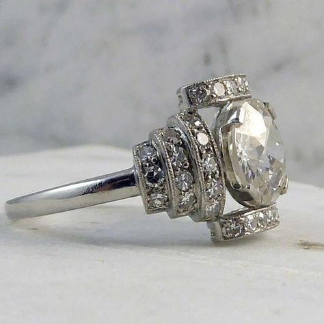 Victorian Princess, Fancy Stuff, Propose Ring, Vintage Wedding Ring, Juliana Jewelry, Vintage Jewlery, Art Deco Wedding Rings, Masonic Ring, Centre Stage