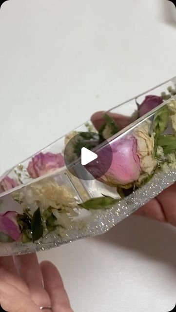 How To Resin Flowers, Preserve Flowers In Resin, Resin Flower Preservation, Preserve Flowers, Flowers In Resin, Resin Crafts Tutorial, Bouquet Preservation, Forever And Ever, Pressed Flower Art