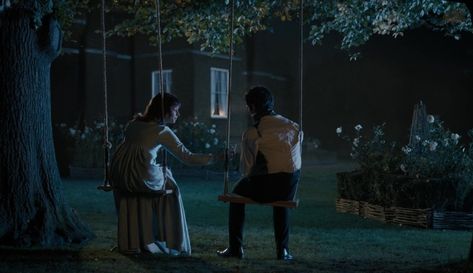 Eloise and Benedict Bridgerton Benedict Bridgerton, Julia Quinn, Queen Charlotte, Princess Aesthetic, Period Dramas, Film Serie, Pride And Prejudice, Series Movies, Atlantis