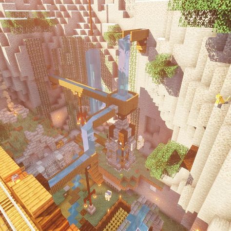 Ravine Design Minecraft, Minecraft Ravine Base Ideas, Minecraft Building Ideas Ravine, Minecraft House Over Ravine, Ravine Build Minecraft, Efficient Minecraft Farm, Ravine Minecraft Ideas, Hill Base Minecraft, Minecraft Ravine Build