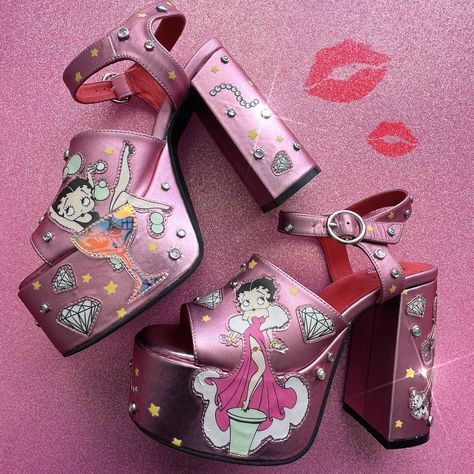 Dollskill Shoes, Cute Betty Boop, Aesthetic Buildings, Fleischer Studios, Pink Platform Shoes, Fairytale Shoes, Runway Fashion Looks, Platform Shoes Sandals, Dolls Kill Shoes