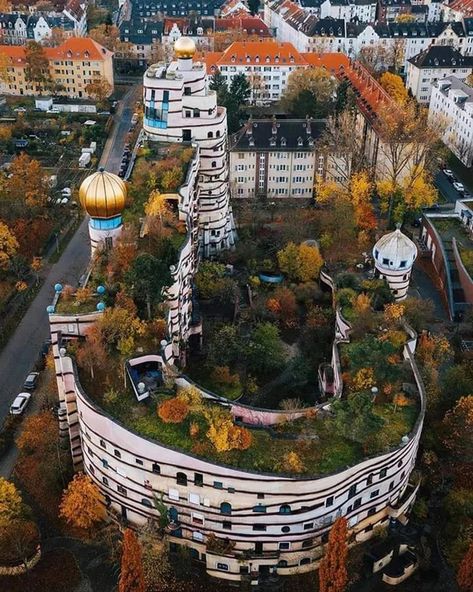 Waldspirale: One Tree for Each Resident | themindcircle Golden Dome, Residential Complex, Green Roof, One Tree, Residential Building, Apartment Building, Munich, City Photo, Architecture Design