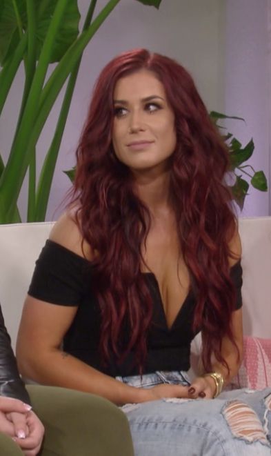 Chelsea Houska Hair Color, Red Hair Olive Skin, Chelsea Houska Hair, Chelsea Houska, Red Ombre Hair, Peinados Hair Styles, Wine Hair, Red Hair Inspo, Red Hair Don't Care