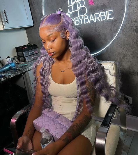 Purple 💜 X Crimps eat them up?? 🤔💭(SWIPE) 👉 🎯‼️_____👉Follow, @letstalkhairs promotes dopest hairstyles, hair fashion and discussions 📩 DM FOR DIFFERENT PROMO PACKAGES AVAILABLE ON THIS PAGE www.letstalkhairs.com ____________________ ✂️featured stylist: @dolledby.barbie 📍: Chicago, IL DM HER 👆 FOR THIS STYLE ______________________ IGNORE ️  frontalwig,  lacewigs,  ponytails, hdfrontal, traditional Sew In, quick weave, 613 hair,  hairstylist hdlacewig frontalwigs fulllacewigs  ponytail ... Purple Wigs Black Women, Ponytail Black Women, Purple Ponytail, Purple Wigs, Purple Wig, Crimped Hair, Quick Weave, Hair Fashion, Sew In