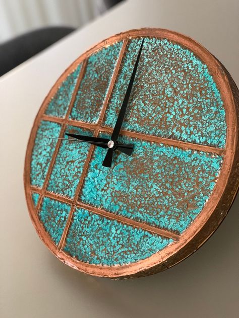 his perfect and minimalist wall clock is a minimalist and retro style that can be used in kitchens, farmhouses, or any environment that you want to give a cozy feeling. It is completely handmade by us and it has unique designs in each product as the copper is oxidized differently each time. Our gift boxes can be personalized. If you preferred gift wrap, you can message us whatever you want on the box. Copper Patina Wall, Patina Wall, Minimalist Wall Clock, Minimalist Wall Clocks, Oxidized Copper, Copper Wall, Copper Patina, Partition Wall, Cozy Feeling