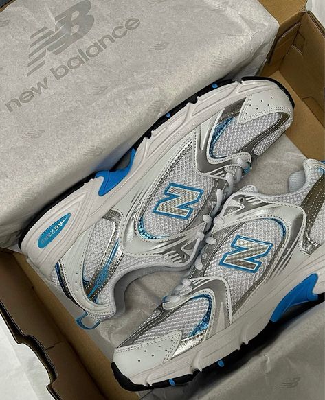 New Balance 530 Blue, Casual Shoes Women Sneakers, Pretty Shoes Sneakers, Shoe Gallery, Popular Sneakers, Popular Shoes, Cute Sneakers, Women's Running Shoes, Swag Shoes