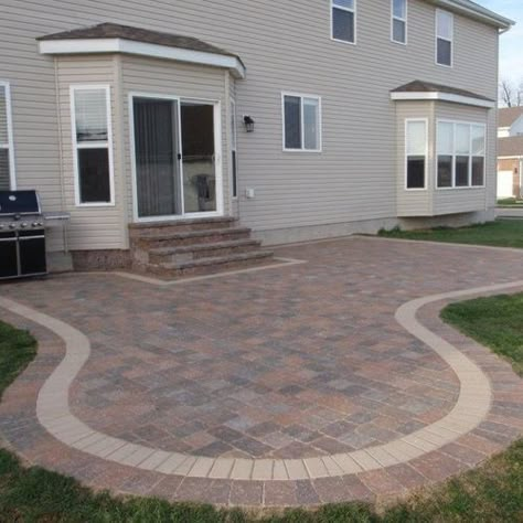 Uncovered Back Patio Ideas, Half Moon Patio Ideas, Simple Patio Design, Cement Patio Ideas, City Patio, Patios Design, Paver Patio Ideas, Stone Patio Designs, Patio Blocks