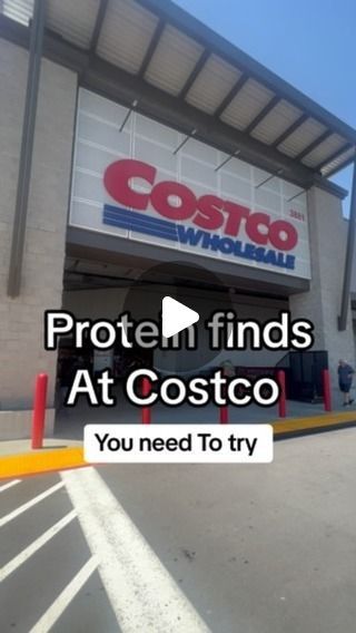 High Protein Foods At Costco, Low Calorie Costco Finds, Costco Salmon Recipe, Costco Frozen Salmon Recipe, Costco Protein Finds, Costco Deals, Costco Finds, Alaskan Salmon, Yummy Lunches