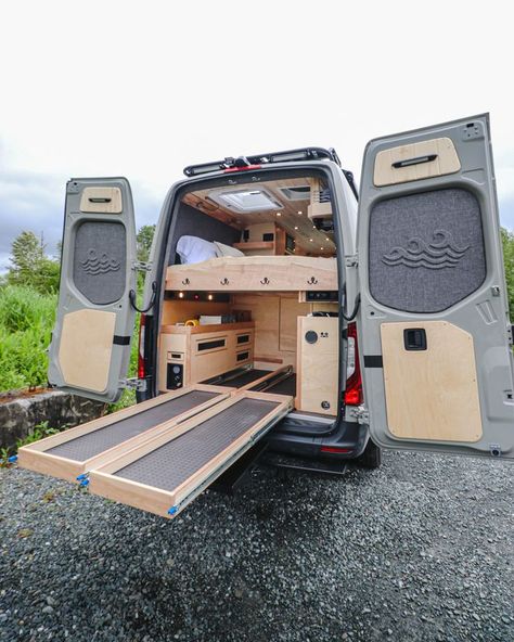 Sprinter Camper Conversion, Custom Van Interior, Accessoires Camping Car, Ducato Camper, Minivan Camper Conversion, Mercedes Sprinter Camper, Mb Sprinter, Ford Transit Camper, Transit Camper