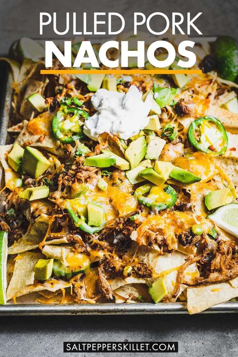 Take your nacho game up a notch or two, by adding in succulent pulled pork with melty cheese and a drizzle of BBQ sauce to bring it all together. Appetizers For Super Bowl, Homemade Salsa Recipes, Simple Finger Foods, Pulled Pork Nachos Recipe, Pork Nachos Recipe, Pulled Pork Chili, Pulled Pork Leftover Recipes, Ideas For Appetizers, Pulled Pork Nachos