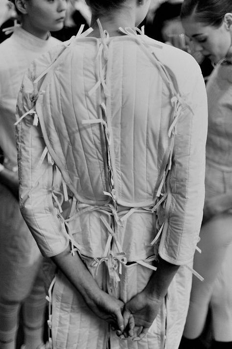 Monday Morning Inspiration, Ghost Girl, Straight Jacket, Morning Inspiration, White Quilt, Mode Inspo, Quilted Jacket, Fashion Details, Costume Design