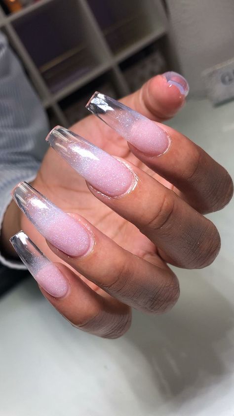 Glass glitter ombré Stiletto Nail Art, Long Nail Designs, Glass Nails, Jelly Nails, Clear Nails, Dope Nails, Long Acrylic Nails, Gorgeous Nails, Love Nails