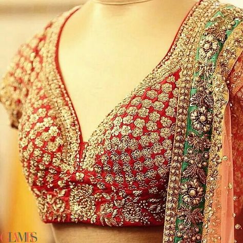 . Lehanga Saree, Indian Dress, Blouse Design, Saree Blouse, Indian Dresses, Festival Bra, Indian Wedding, Blouse Designs, Crochet Top