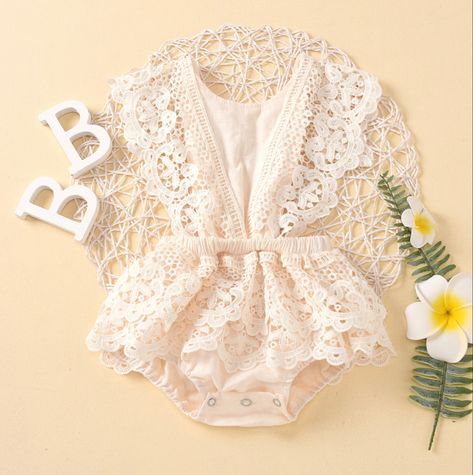 Beautiful First birthday Romper Fancy Romper, Cake Smash Outfit Girl, 1st Birthday Dresses, Boho Romper, Beige Outfit, Cake Smash Outfit