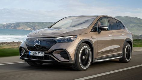 We drove the all-new, all-electric 2023 Mercedes-EQ EQE350+, EQE350 4Matic, and EQE500 4Matic Luxury SUVs: Mercedes Eqe Suv, Suv 2023, Sporty Suv, 2023 Mercedes, Cars 3, Nice Cars, Fancy Cars, Automotive News, Luxury Suv