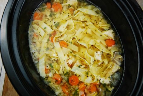 Crock Pot Chicken Noodle, Crock Pot Chicken Noodle Soup, Chicken Soup Recipes Homemade, Chicken Noodle Soup Crock Pot, Dried Dill, Chicken Noodle Soup Recipe, Homemade Chicken Soup, Low Calorie Soup, Dried Rosemary