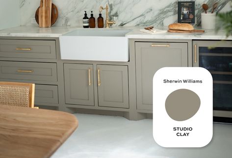 Studio Kitchen Update | Cabinets - Shay Moné Studio Clay Sherwin Williams Cabinets, Sherwin Williams Studio Clay, Studio Clay Sherwin Williams, Dark Moody Kitchen, Moody Kitchen, Update Cabinets, Studio Kitchen, Wall Paint Designs, Black Cabinets