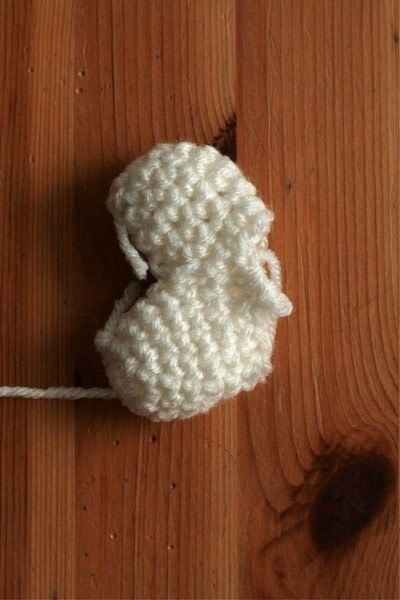 Bone Plushie · How To Make A Body Part Plushie · Crochet on Cut Out + Keep Crochet Bone, Plushie Crochet, Crochet Disney, Crochet Hook, Free Tutorial, Crocheted Item, Crochet Amigurumi, Crochet Hooks, Bones