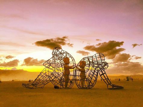 Burning Man Sculpture Reveals Inner Child Glowing within Giant Wire-Framed Adult Bodies - My Modern Met Burning Man Sculpture, Burning Man 2015, Burning Man Art, Art Fil, Burning Men, Black Rock City, Burning Man Festival, Powerful Art, Man Photo