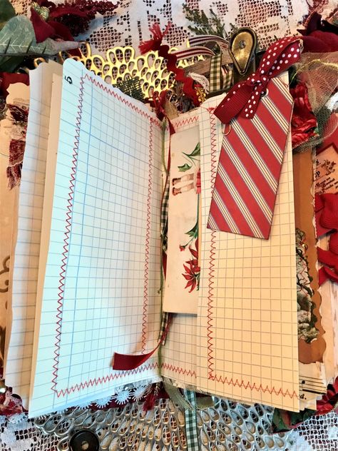 Loaded Vintage Christmas Fabric Junk Journal - Glitter & Glam Fabric Junk Journal, Fiber Collage, Christmas Journals, Altered Composition Books, Sewing Journal, Paper Portfolio, Scrapbook Christmas, Vintage Christmas Crafts, Journal Jewelry