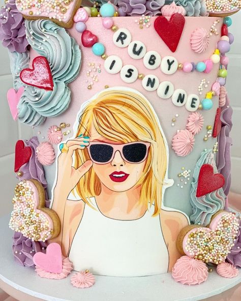 I have a back log of cakes to post, but after the response I got from the sneak peek of this cake yesterday, I just had to post it to the… | Instagram Taylor Swift Lyric Birthday Cake, Cake Designs Taylor Swift, Sweet Sixteen Cakes Taylor Swift, Taylor Swift Lunchbox Cake, Taylor Swift Birthday Cake Lyrics, Cake Serving Chart, Taylor Swift Cake, Taylor Swift Birthday Party Ideas, Taylor Swift Party