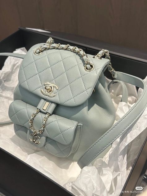 Mochila Chanel, Stylish School Bags, Chanel Blue, Kawaii Bags, Luxury Bags Collection, Hot Bags, Girly Bags, Luxury Purses, Handbag Heaven