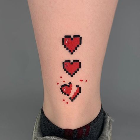 Goth Symbols, Dreams Tattoo, Pixel Tattoo, Themed Tattoos, Tato Minimal, Zelda Tattoo, Gamer Tattoos, Tato Jari, Electric Dreams