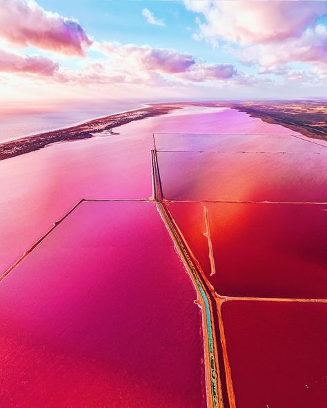 1-9? Incredible pink lake Hutt Lagoon! This is the most beautiful pink lake in the World, I think! / Невероятной красоты розовое озеро… Pink Lake Australia, Hutt Lagoon, Pink Lagoon, Pink Lake, Abstract Landscape, Photo Image, Most Beautiful, Art Inspiration, Lake