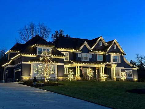 Christmas Lights — Avery Enterprise Christmas Lights On House Exterior Ideas, Exterior Christmas Lights Ideas, Christmas Lights On House Exterior, Christmas Lights On House, Exterior Christmas Lights, Christmas Lights Outside, Exterior Christmas, Christmas House Lights, Lehenga Red