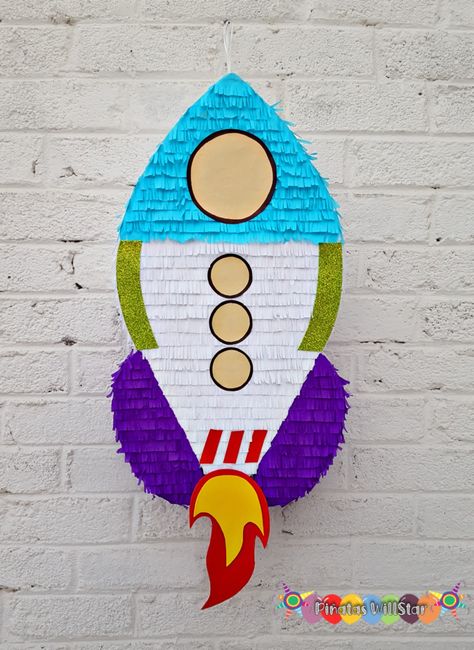 Buzz Pinata, Buzz Lightyear Pinata, Toy Story Pinata, Rocket Decorations, Toy Story Food, Woody Party, Buzz Lightyear Birthday Party, Buzz Lightyear Party, Buzz Lightyear Birthday