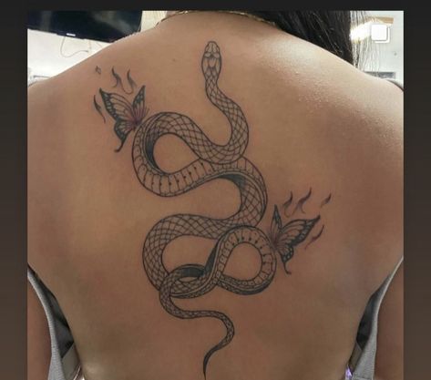 Tattoo Espalda Mujer, Tattoo Espalda, Tattoo Ideas Inspiration, Spine Tattoo Ideas, Back Tats, Bridal Nose Ring, Tattoos For Black Skin, Cute Tattoos For Women, Spine Tattoo