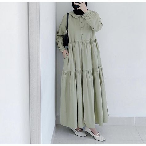 Pola Dress, Casual Chic Outfits, Model Gamis, Hijab Style Tutorial, Color Combinations For Clothes, Muslim Fashion Hijab Outfits, Modest Dresses Casual, Muslim Fashion Hijab, Muslim Fashion Outfits