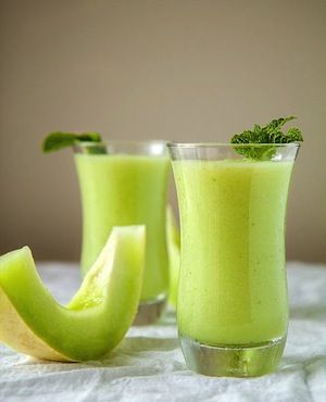 Healthy Colon, Soluble Fiber, Honeydew Melon, Healthy Eyes, Mental Health And Wellbeing, Juicing For Health, Summer Fruit, Vitamins And Minerals, Health Benefits